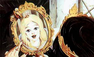 королева мачеха Белоснежки увидела в зеркале отражение