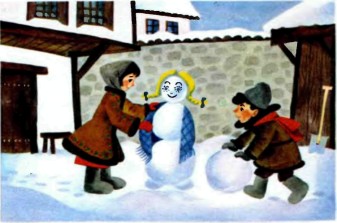 дети лепят снеговика снегурочку во дворе зима